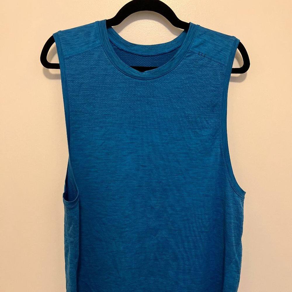 Lululemon Men's Metal Vent Tech Tanktop, Blue, size L